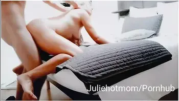 Julie Holly And James Band In Regarde Steppapa, Je Sodomise Ta Femme. Bonne Salope Ma Belle-mere