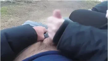 Risky Public Handjob With Cumshot At Lake