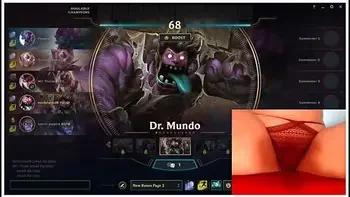 My New Toy Makes Me Cum Multiple Times While Playing League Of Legends #12 Luna With Gamer Girl