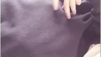 Bed Gasm In 寝起きちくひスウェットの上から乳首ホチッ 貧乳オtニー Japanese Nipple Masturbation In Bed Orgasm