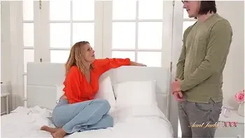 Judys Xxx - 50yo Mature Stepmom Reya Lovenlight Lets Her Stepson Pay His Debt In Cum