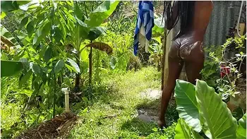 Black Beauty Sun Bathing In Public & Showering Outdoors In Paradise - No Face Girl