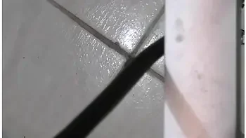 Black Camgirl Sensualizing And Masturbating Online