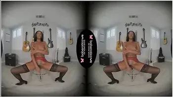 Ebony Darling, Ashley Aliegh Is Cumming, In Vr