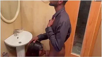 Teacher Caught Bad student 18+ Smoking And Dancing In The Classroom And He Her For A Hardcore Sex. Un Professeur A Surpris Un Mauvais Eleve En Fumer Et Danser Dans La Salle De Classe Et Il La Fait