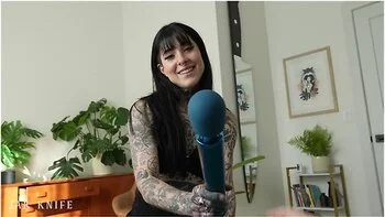 With My Stepsisters Hot Tatted Bff With Jak Knife