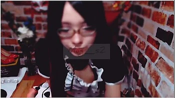 Hentai Maid Seduces Her Master