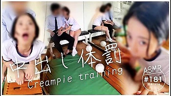 [amateur Creampie]sex With Cute Japanesecall Students To The Gym And Cum