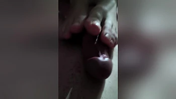 Foot Fetish With Older Stepsister Cumshot