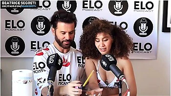 Seduces Me And Then Shocks Me During An Interview With Elo Picante - Beatrice Segreti