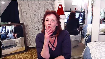 V202 Curvaceous Dawn Smokin At Christmas Before Jillin Off