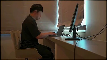 個人撮影#32 エンw不倫ch またまたやっちゃいましたリアルリモート会議中のへろへろ奉仕生挿入して中出しする不倫カッフルの日常japanese Amateur /日本人/japanes