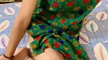 18 Year Old Indian Virgin First Time Creampie - Anushka Pussy Filled