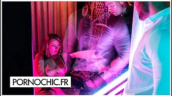 Tiffany Leiddi Sexhibe