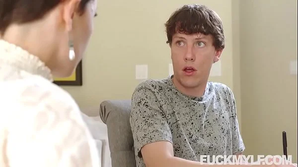 Stepmom Olive Glass, Kenzie Taylor Arrangement