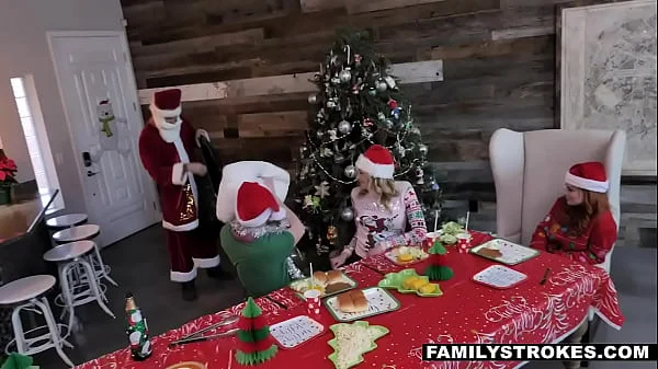 Crazy Teens Have A Christmas Fam Orgy