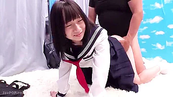 250222ちんぽ当てるエロ遊びが話題e3