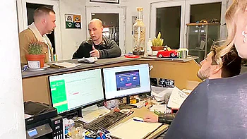 French Pegging - Femdom : Le Garage Des Dominatrices