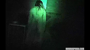 HORROR PORN: Hospital Ghosts