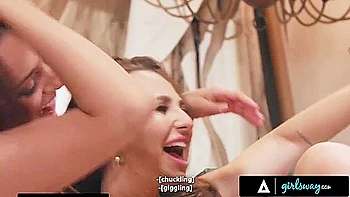 Bickering Painters Ana Foxxx & Bella Rolland Share Petite Model Liz Jordan