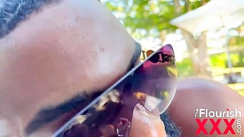 Spoiled Princess A Pense Qu Elle Pourrait Prendre Une Gout