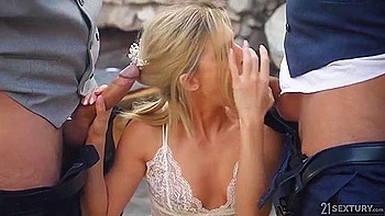 Candee Licious Crazy Dp Gangbang Porn