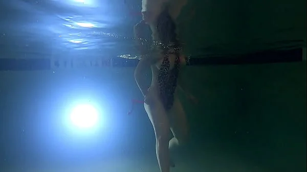 Pantsing Queen Sammi Starfish