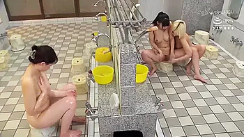 Lesbian Stalks Girl In The Onsen - Otsu Alice