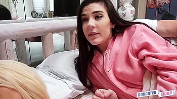 The Sleepover Switch-up With Valentina Paradis, Eric John And Jenna Reid