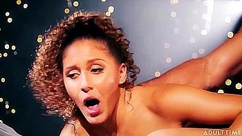 Lighting Up Livs Ass