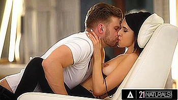 Alyssa Bounty In Loves Feeling A Cock Deep In Her Ass