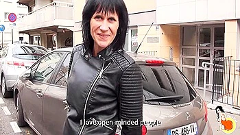 Sexy Skinny Milf Fucked In The Ass