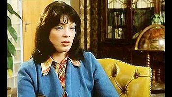 Divine Blonde With Gorgeous Tits In Classic