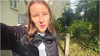 18yo Teen Girl Destroying Ass And Pussy!