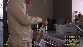 OZY411-EAXSKVUZJA437158822