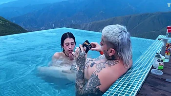 Tinder Date Ends In Outdoor Sex With Chicamocha Cannon In The Background