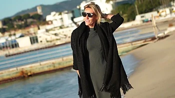 Participants are impatient - Jacquie et Michel TV