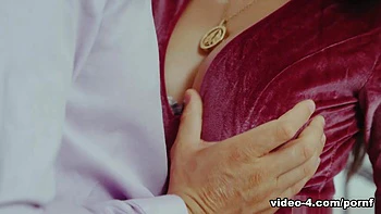 Katrina Moreno & Alberto Blanco in Latin Creampie - 5Kporn