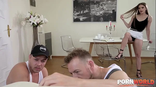 Tiny Teen Evelina Darling Gets Doublestuffed by the Moving Guys