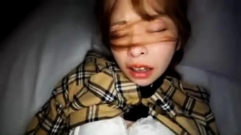 06613,Sensual play of Asian beauty