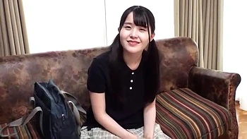 06108,A woman who is fucked and writhes in agony