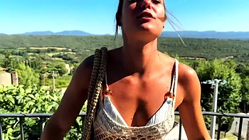 Very special outdoor coaching - Jacquie et Michel TV