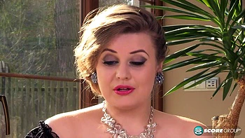 Beautiful Bust Creamer - Larissa Linn - Scoreland