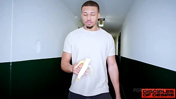 Juicy Pawg Payton Preslee Gets Her Pussy Pounded Balls Deep By