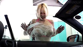 JQEYXYEXDHUPVUANRV52MGNL065