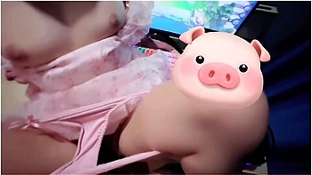 Chinese Girl - 女同学玩游戏lol我玩她 一日女友