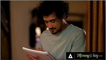 Rico Hernandez - Stepmommys Boy - Naughty Milf Rayveness Flashes Huge Natural Tits While Being Drawn By Artist Stepson