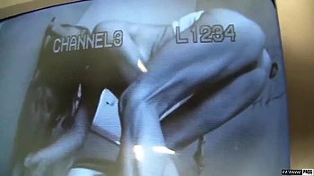 Watch Impeccable Amanda Blows Dirt