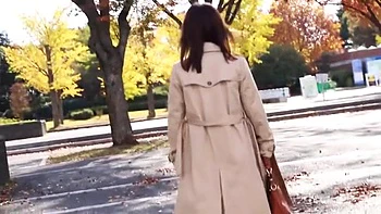 四十路のHカップ美熟女がムチムチボディを弄られて感じまくりのハメ撮りエッチ