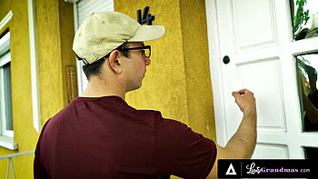 LUSTY GRANDMAS - Horny Granny Marsha Seduces Delivery Stud for Fuck